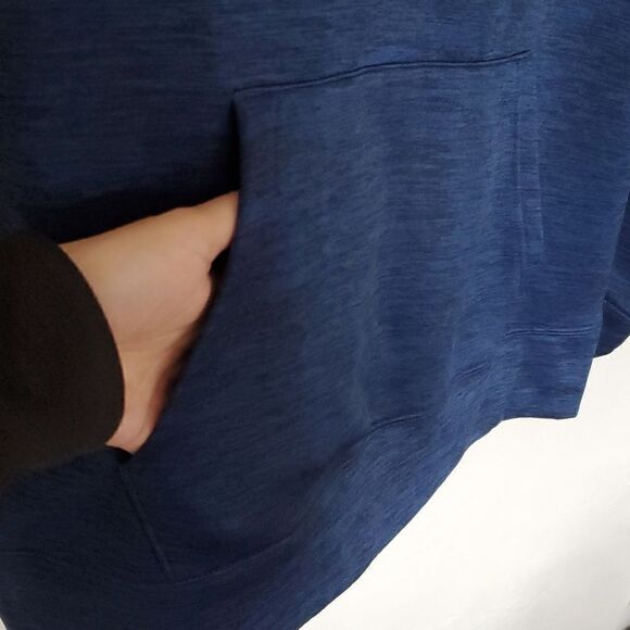 Spyder Hoodie in Navy Blue with Sleeve Pocket Size L - Picture 5 of 9